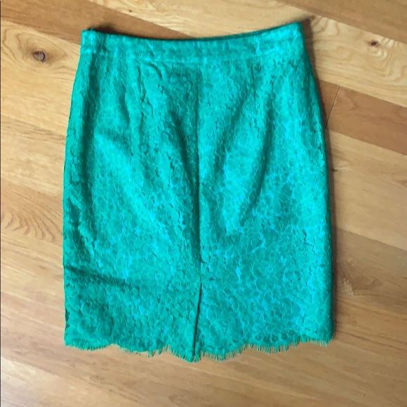 Green Lace Skirt - Picture 2 of 2
